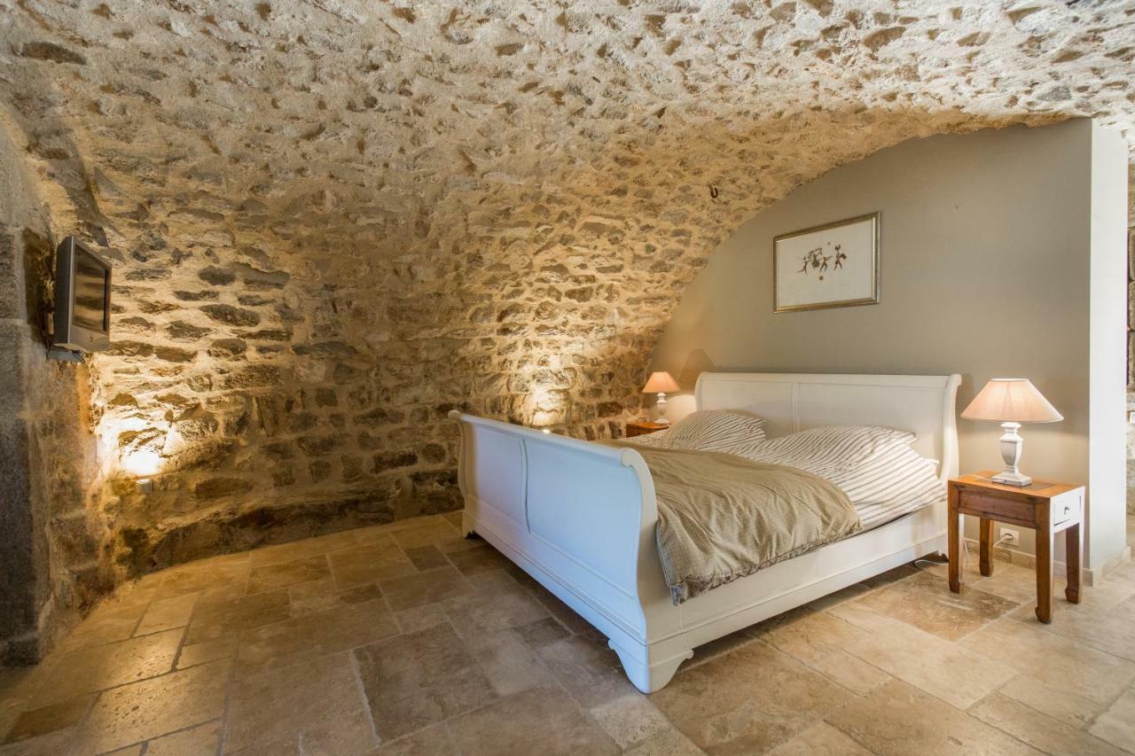 Вилла Les Hiboux Du Domaine Du Moulin Etables  Экстерьер фото
